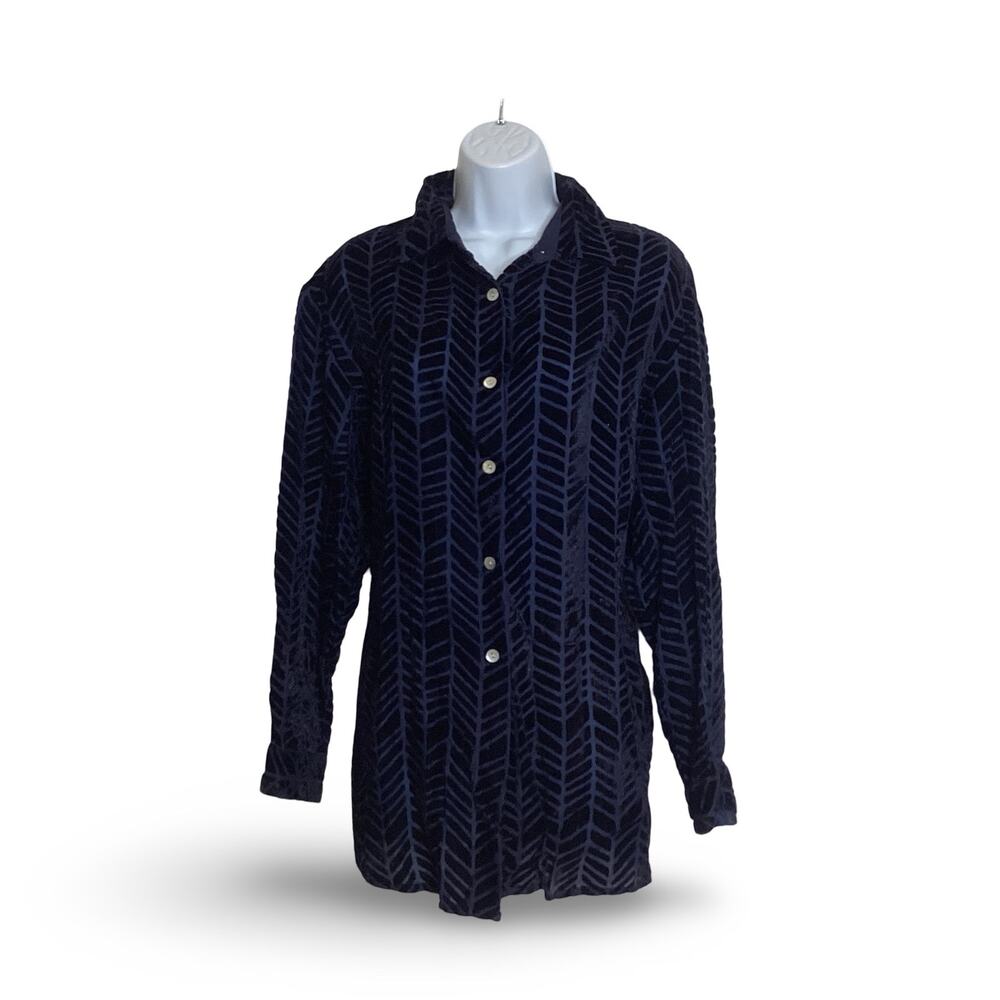 Apostrophe Velvet Button Down